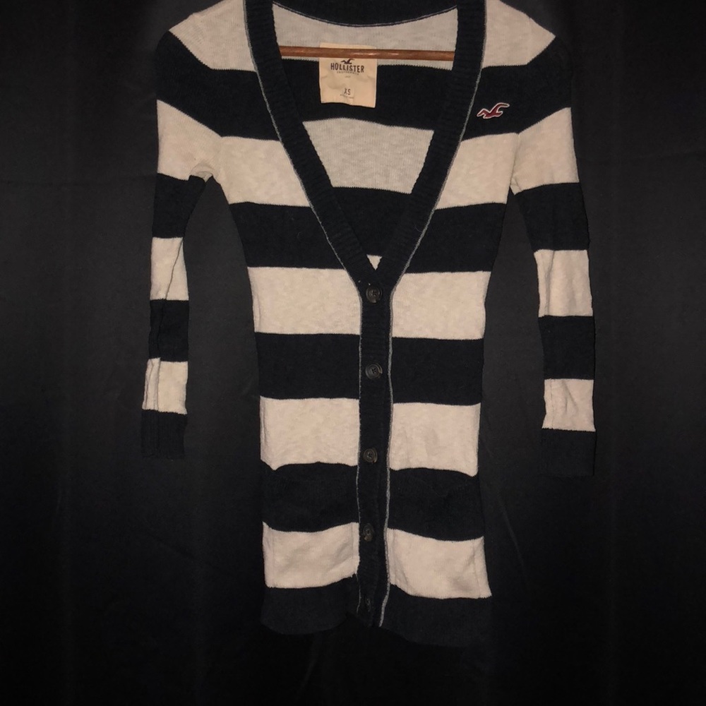 Hollister cardigan